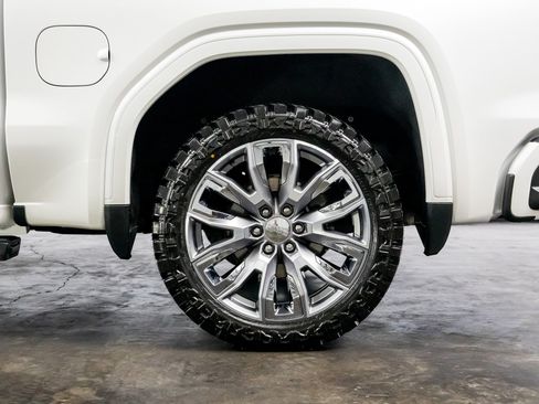 Used 2023 GMC Sierra 1500 Denali w/ Denali Reserve Package AWD/4WD image 16