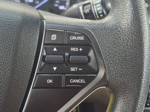 Used 2017 Hyundai Sonata SE FWD image 16