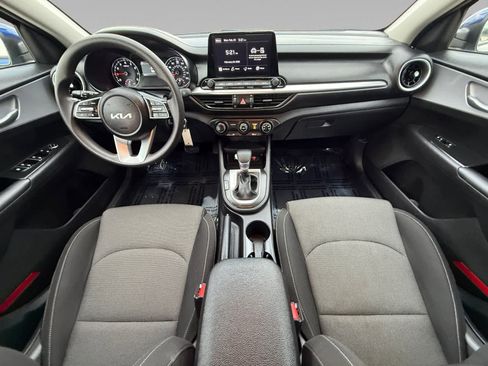 Used 2024 Kia Forte LXS w/ LXS Technology Package image 10