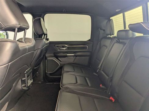 Used 2022 RAM 1500 Laramie AWD/4WD image 33