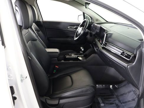 Used 2023 Kia Sportage EX image 29