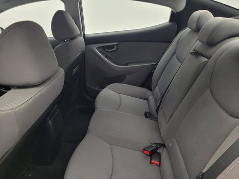 Used 2016 Hyundai Elantra SE FWD image 18