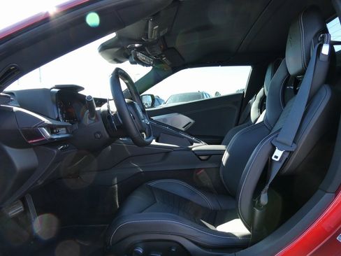 Certified 2024 Chevrolet Corvette Stingray Preferred Conv w/ Z51 Performance Package image 17