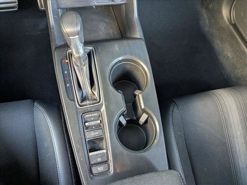 Used 2024 Honda Civic Sport image 12