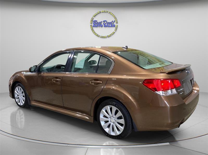 Used 2011 Subaru Legacy 2.5i Limited w/ Popular Equipment Group 2C AWD/4WD image 2
