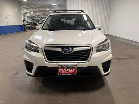 Used 2020 Subaru Forester Premium image 8