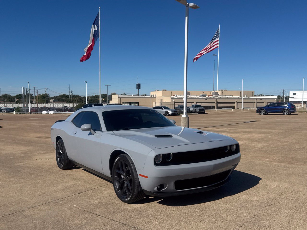 Used 2022 Dodge Challenger SXT w/ Blacktop Package RWD image 2