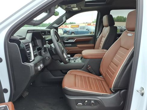 New 2026 GMC Sierra 1500 Denali Ultimate AWD/4WD image 12