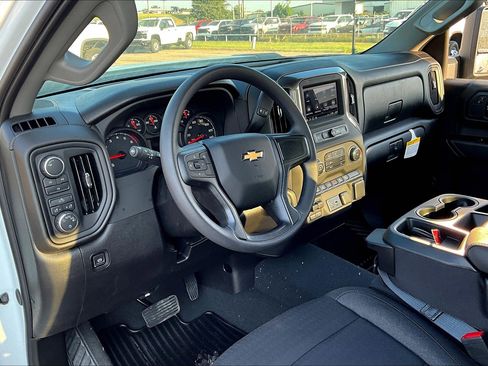 New 2025 Chevrolet Silverado 2500 Custom w/ Custom Convenience Package image 6