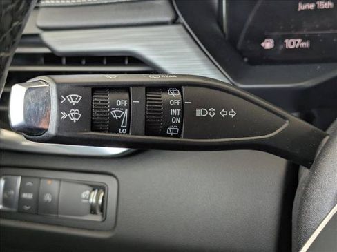 Used 2024 GMC Acadia Elevation FWD image 7