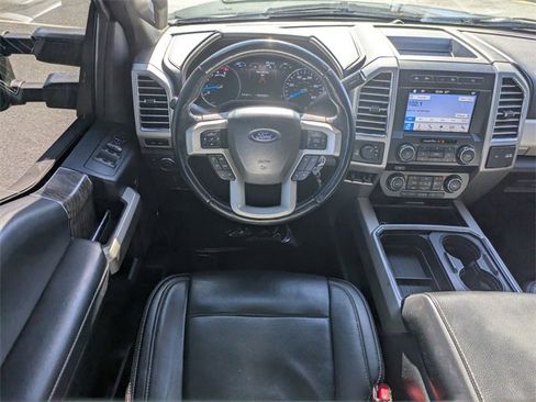 Used 2017 Ford F250 Lariat w/ Lariat Value Package image 16