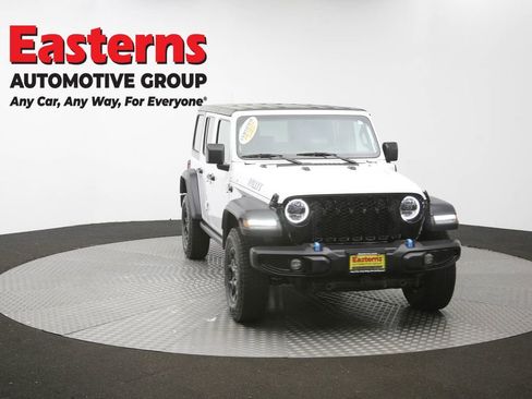 Used 2023 Jeep Wrangler Unlimited w/ Cold Weather Group AWD/4WD image 48