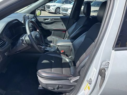 Used 2025 Ford Escape ST-Line FWD image 19