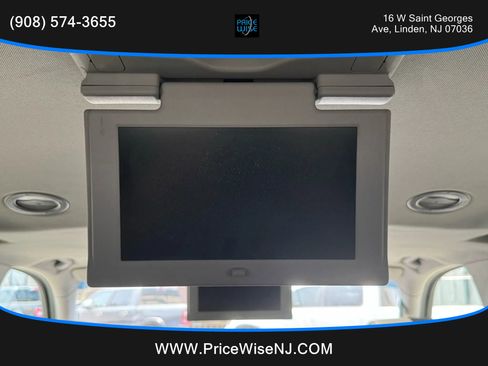 Used 2019 Cadillac Escalade ESV Premium Luxury image 30