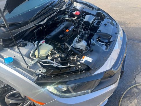 Used 2019 Honda Civic LX image 31