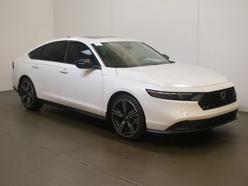Used 2026 Honda Accord SE image 1