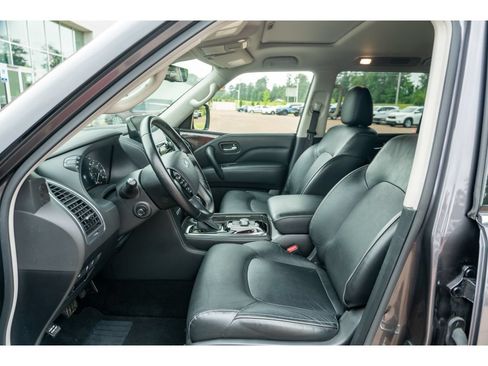 Used 2024 INFINITI QX80 Luxe AWD/4WD image 12