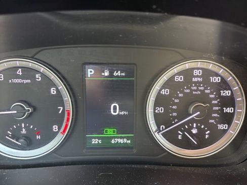 Used 2018 Hyundai Sonata SEL w/ Tech Package 02 image 10