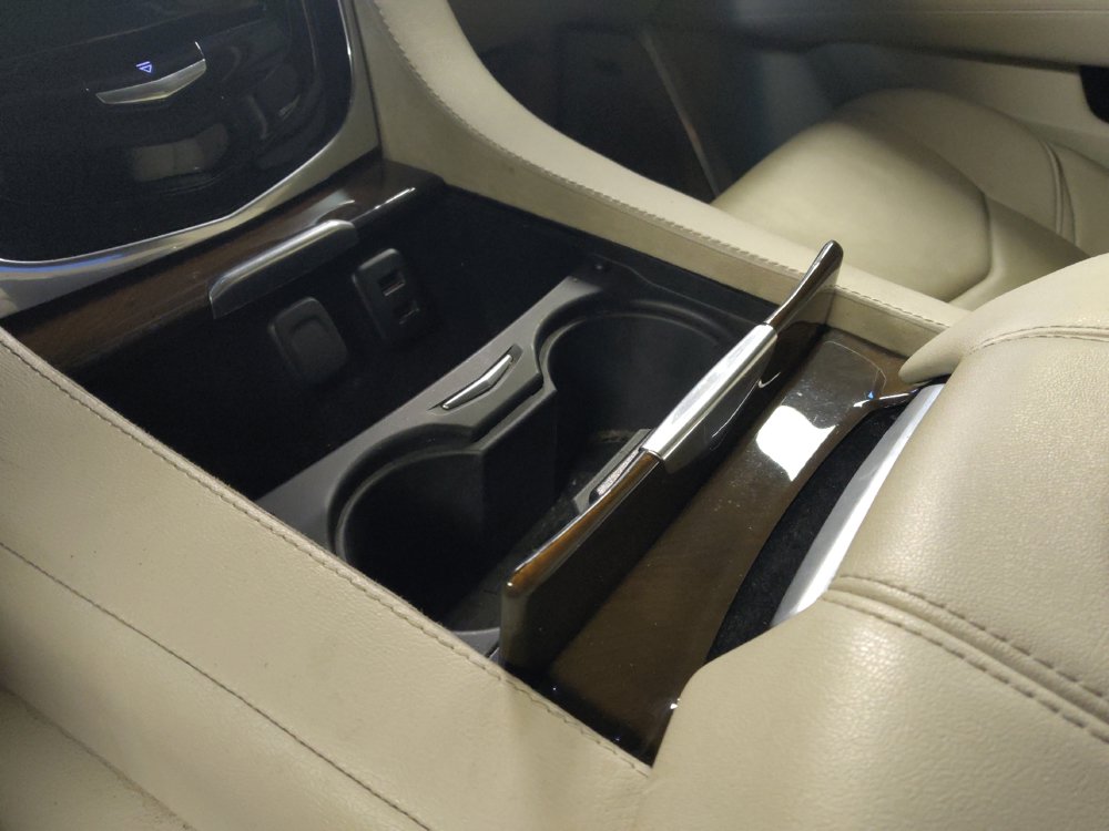 Used 2019 Cadillac Escalade Premium Luxury AWD/4WD image 26