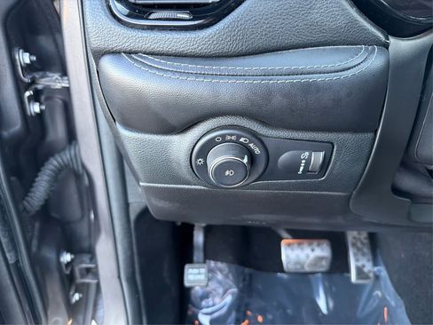 Used 2021 Dodge Durango GT w/ Blacktop Package image 18