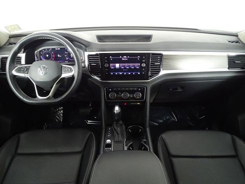 Used 2022 Volkswagen Atlas SE image 30