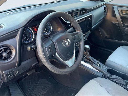 Used 2017 Toyota Corolla L image 15