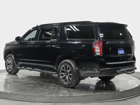 Used 2022 Chevrolet Suburban Z71 AWD/4WD image 4