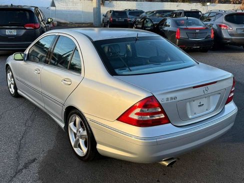 Used 2006 Mercedes-Benz C 230 Sedan w/ Sunroof Pkg image 5