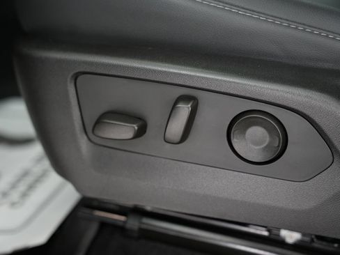 Used 2025 GMC Canyon Elevation w/ Convenience Package RWD image 47