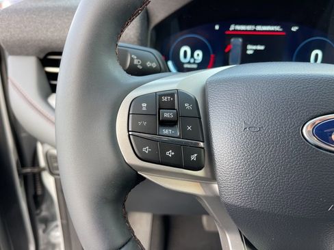 New 2026 Ford Explorer Active image 15