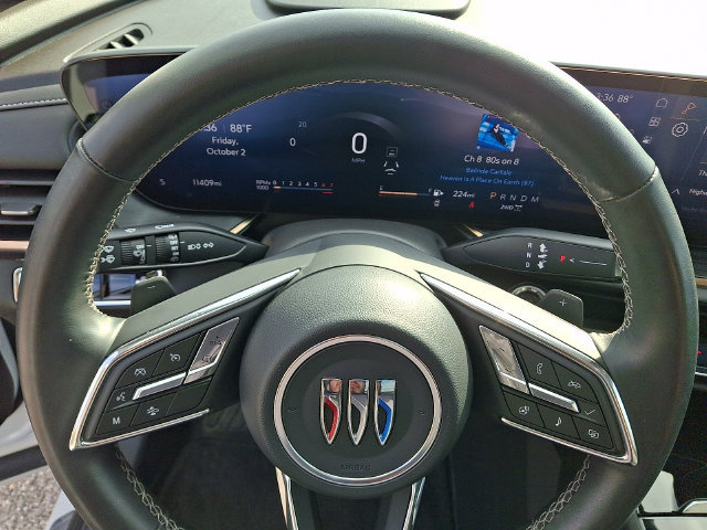 Used 2024 Buick Envision Avenir AWD/4WD image 4