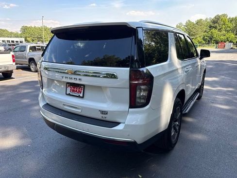 Used 2022 Chevrolet Tahoe LT w/ Luxury Package AWD/4WD image 5