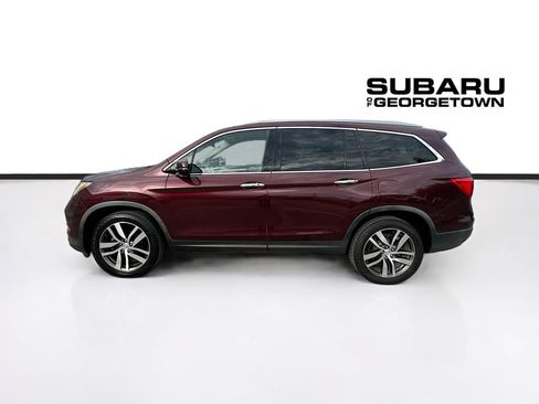 Used 2017 Honda Pilot Touring image 4