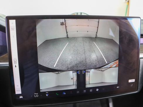 Used 2022 Tesla Model X AWD/4WD image 19