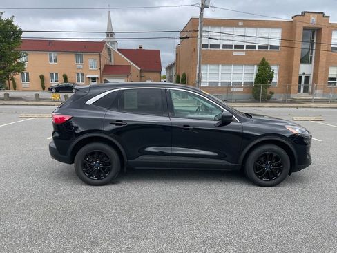 Used 2022 Ford Escape SE w/ Convenience Package AWD/4WD image 4