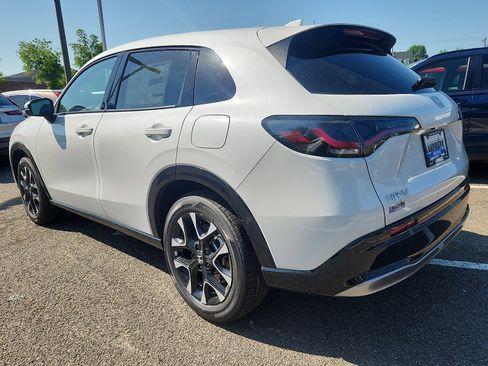 New 2027 Honda HR-V EX-L image 4
