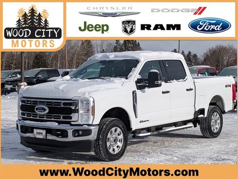 Used 2024 Ford F250 XLT image 1