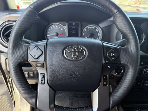 Certified 2018 Toyota Tacoma TRD Sport w/ Technology Package RWD image 36