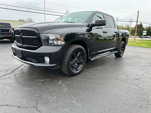Used 2019 RAM 1500 Express w/ Wheel & Sound Group AWD/4WD image 7