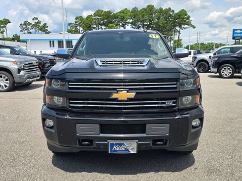Used 2017 Chevrolet Silverado 2500 LTZ w/ Duramax Plus Package AWD/4WD image 8
