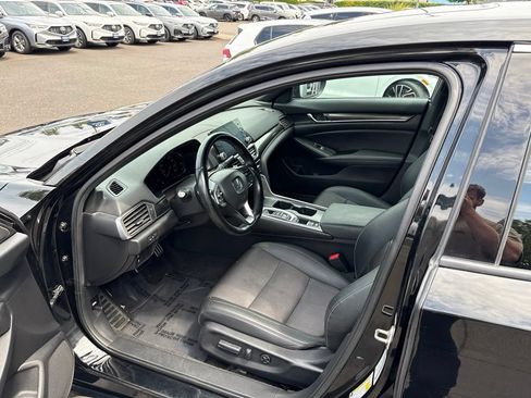 Used 2019 Honda Accord Sport image 13