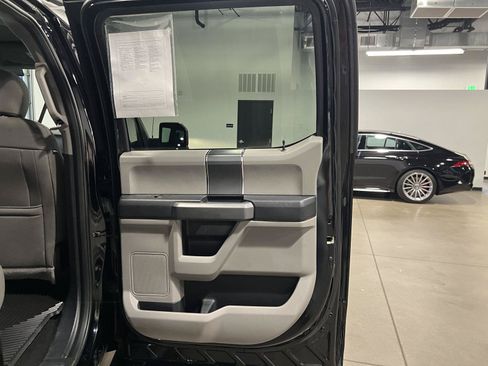Used 2017 Ford F150 XLT w/ Equipment Group 302A Luxury AWD/4WD image 33