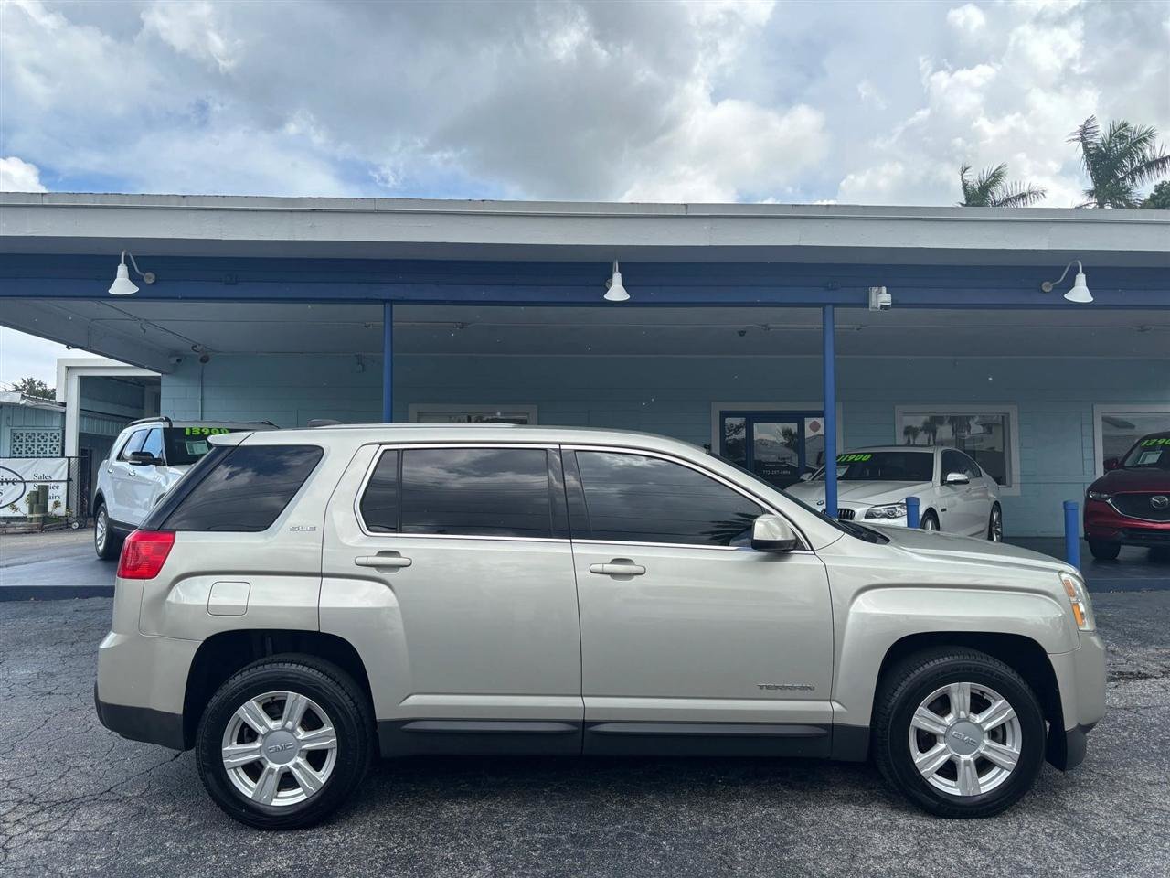 Used 2015 GMC Terrain SLE FWD image 6