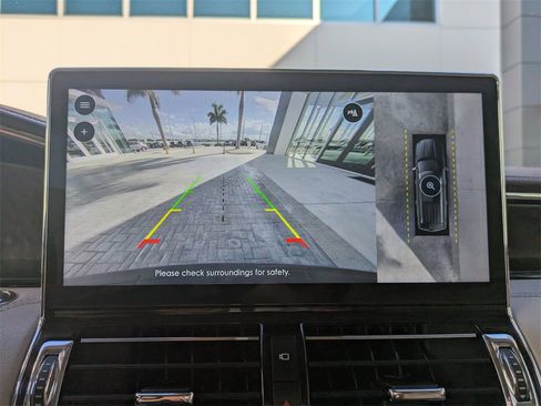 Certified 2024 Lincoln Navigator L Reserve image 24