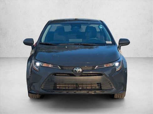 Used 2024 Toyota Corolla LE FWD image 2
