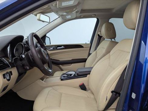 Used 2018 Mercedes-Benz GLE 350 w/ Premium 1 Package image 12