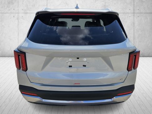 New 2026 Kia Sorento S image 6