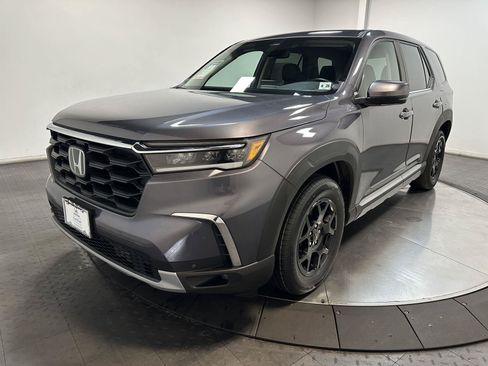 Used 2023 Honda Pilot EX-L image 6