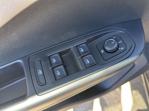 New 2026 Volkswagen Taos S image 11