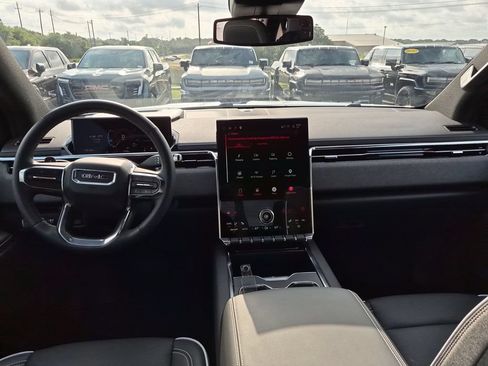 New 2026 GMC Sierra EV Elevation w/ LPO, Elevation Dark Package AWD/4WD image 30
